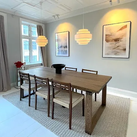 Two Bedroom Flat In Vibrant Area Apartment Copenhagen